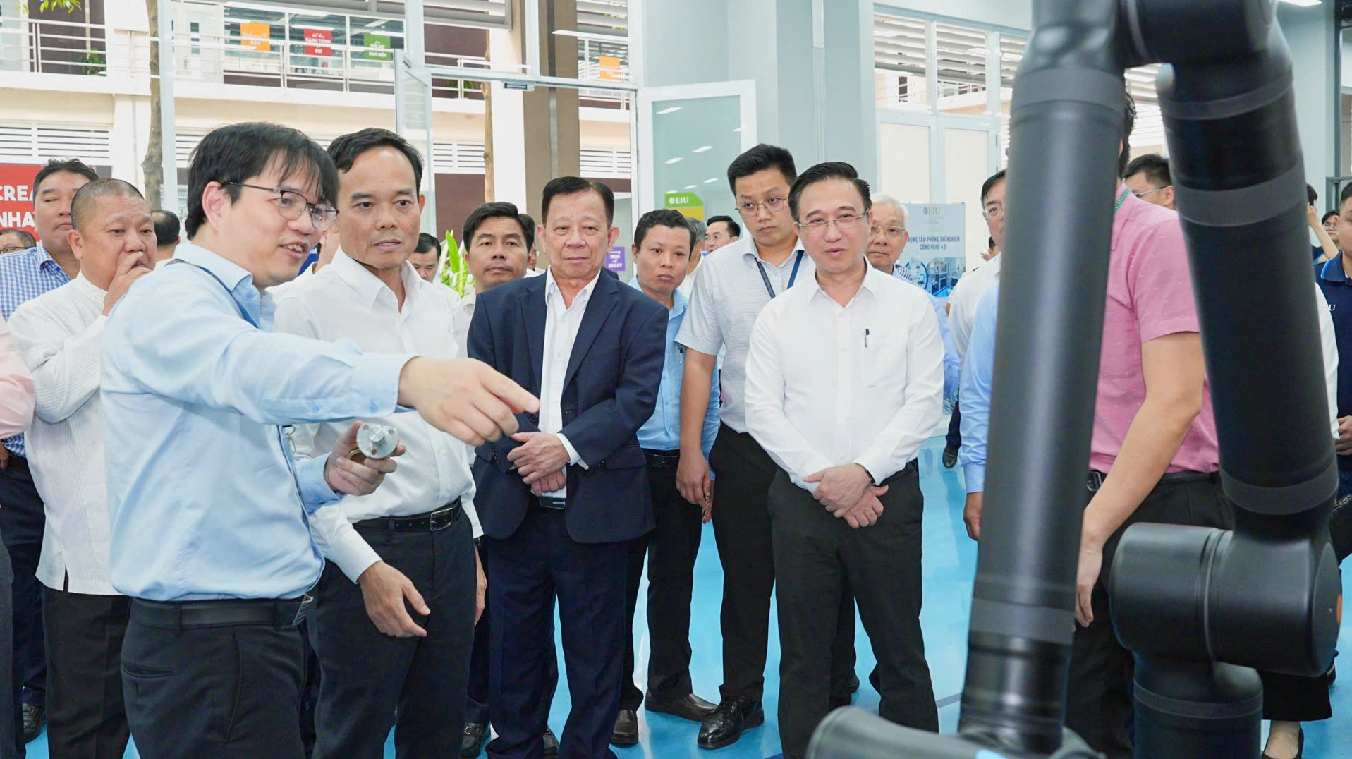 Phát huy trí tuệ, đoàn kết, đổi mới - nền tảng cho giai đoạn phát triển mới của TP.HCM