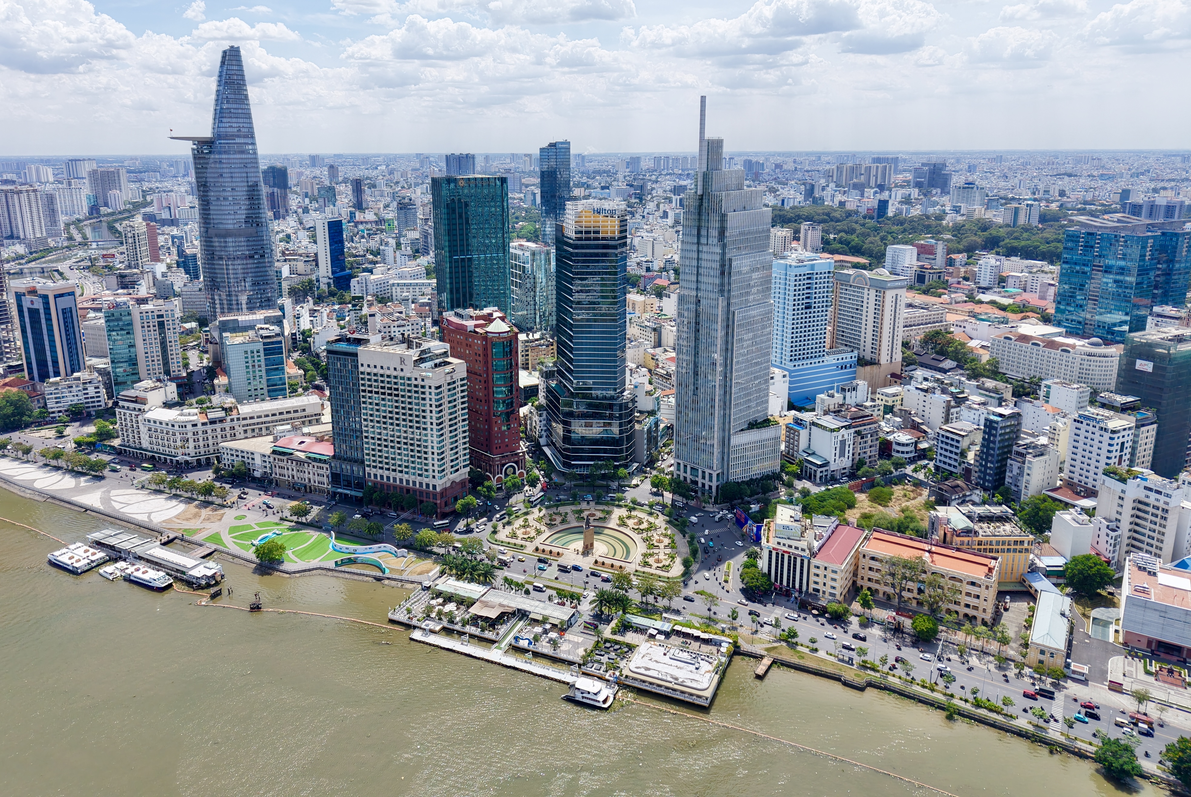 Sài Gòn, tên kết nối quá khứ với hiện tại, nơi hội tụ những di tích kiến trúc nổi tiếng