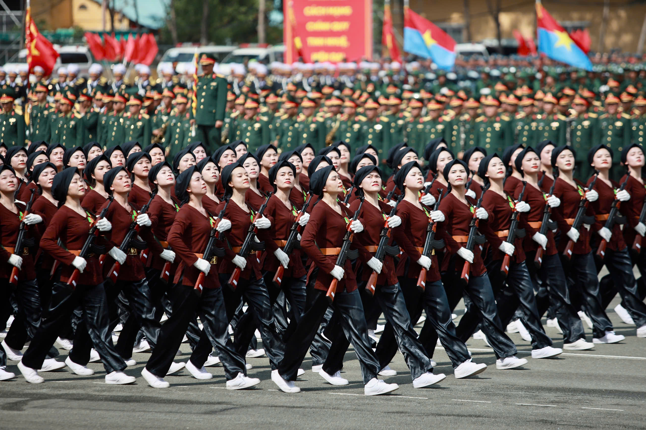 Hình ảnh buổi tổng hợp luyện các khối diễu binh 30-4