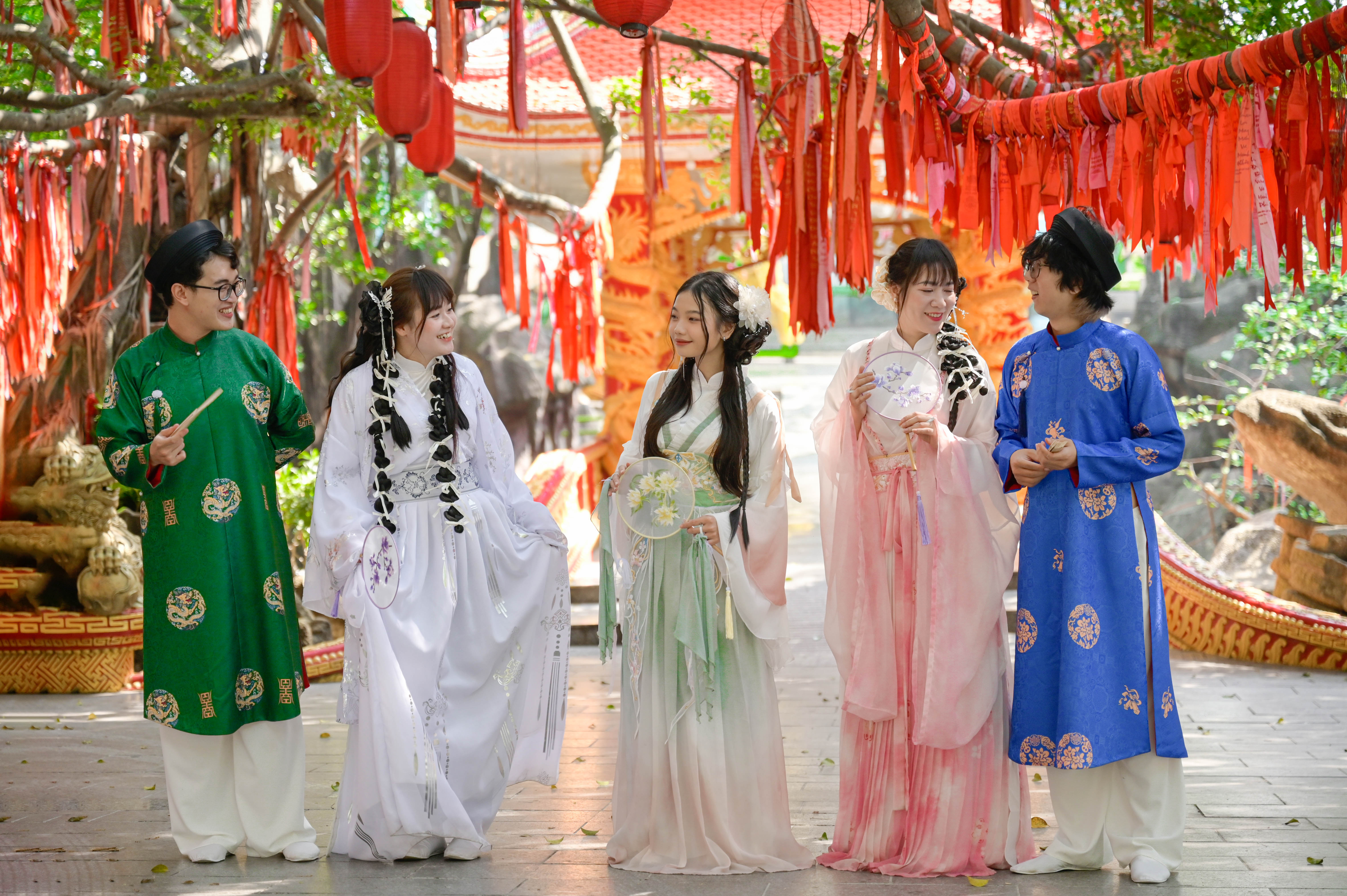 TP.HCM: Hàng nghìn người chọn du lịch Tết Ất Tỵ 2025 trở về tuổi thơ