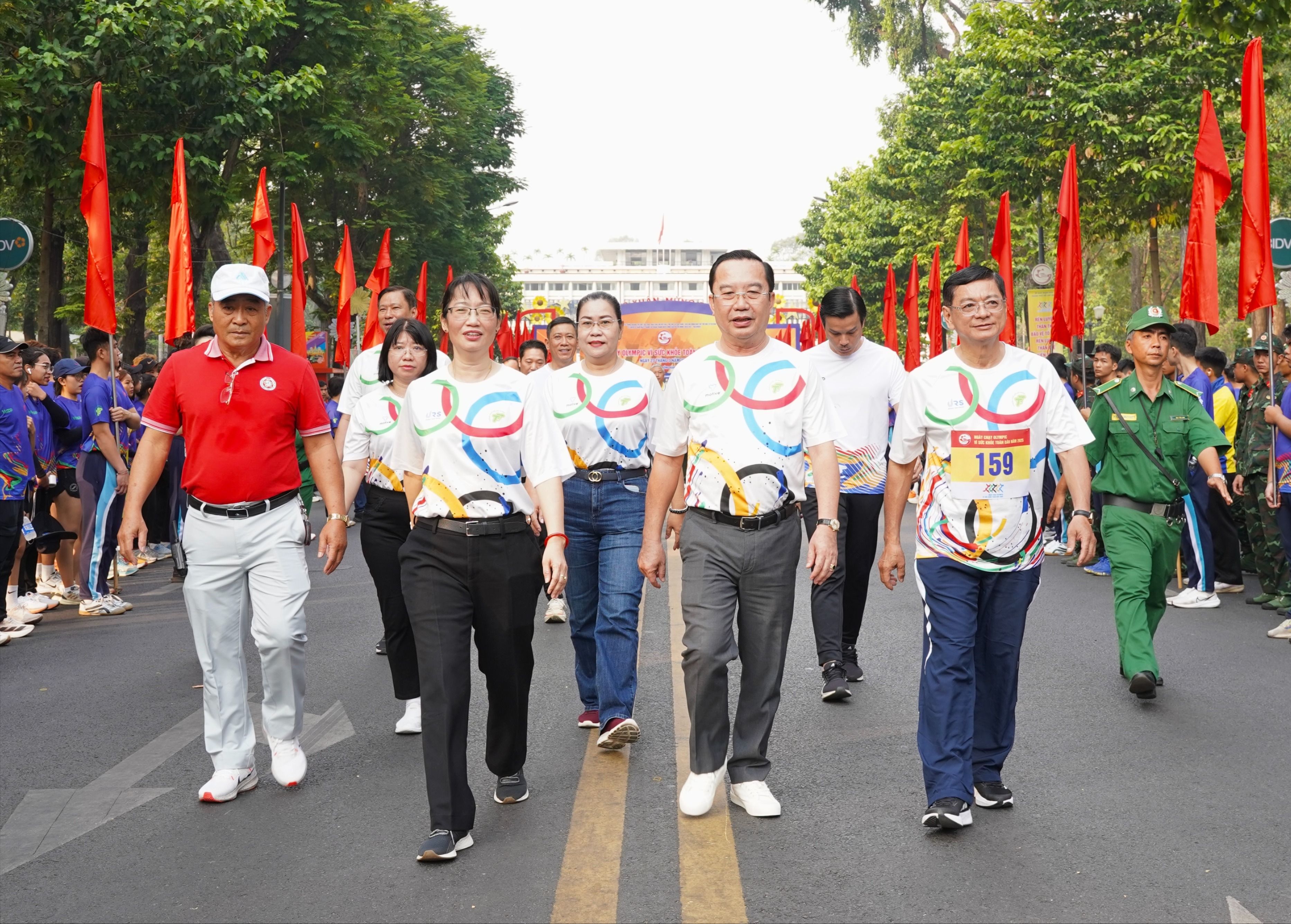 Hơn 5.000 người tham gia Ngày chạy Olympic vì sức khỏe toàn dân ở TP.HCM