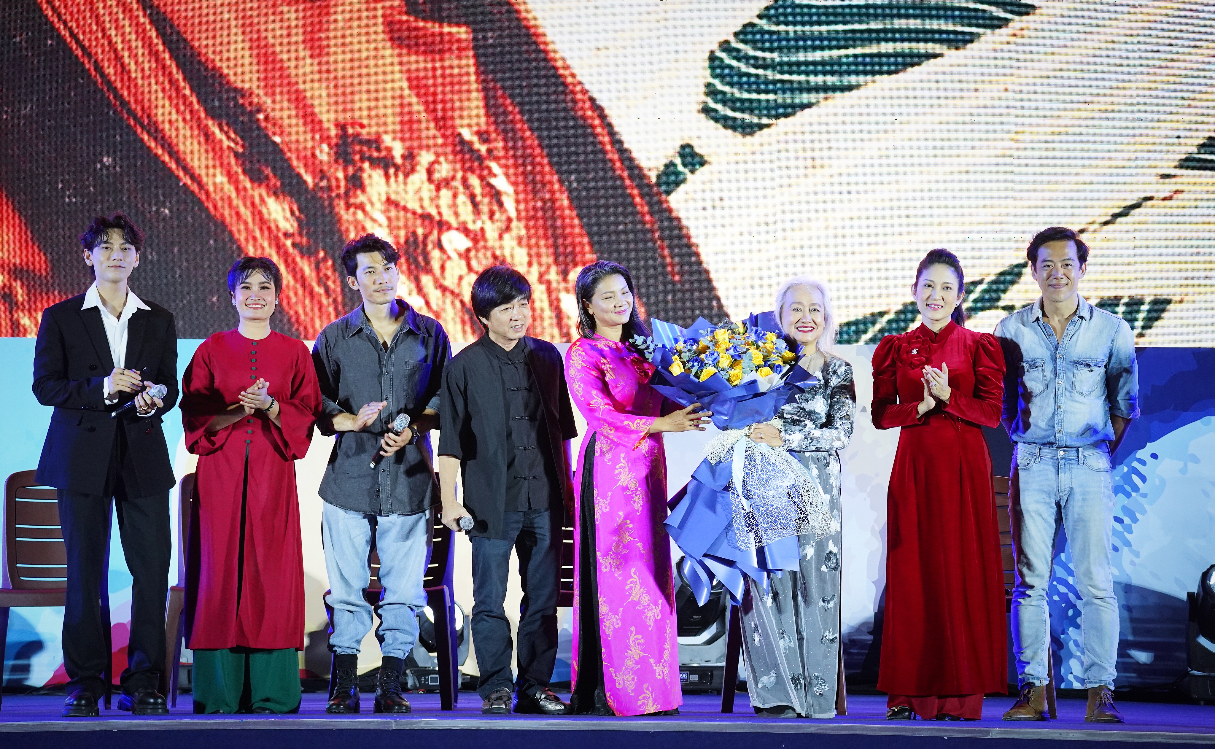 Nghệ sĩ, KOL: Nguồn lực lan tỏa văn hóa mạnh mẽ 