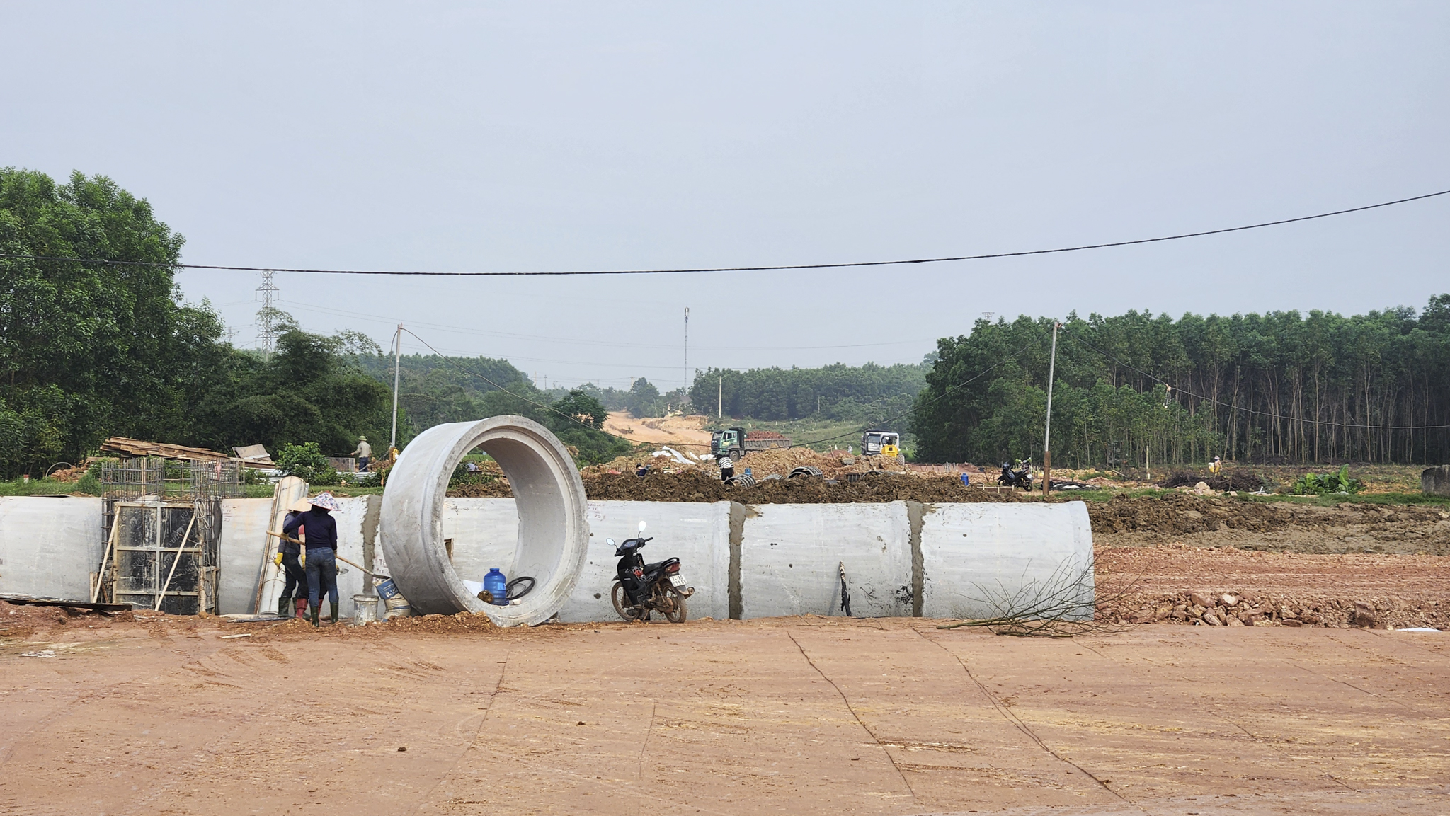 Tuyến đường hơn 4km ở Quảng Trị chạy nước rút để kịp giải ngân 