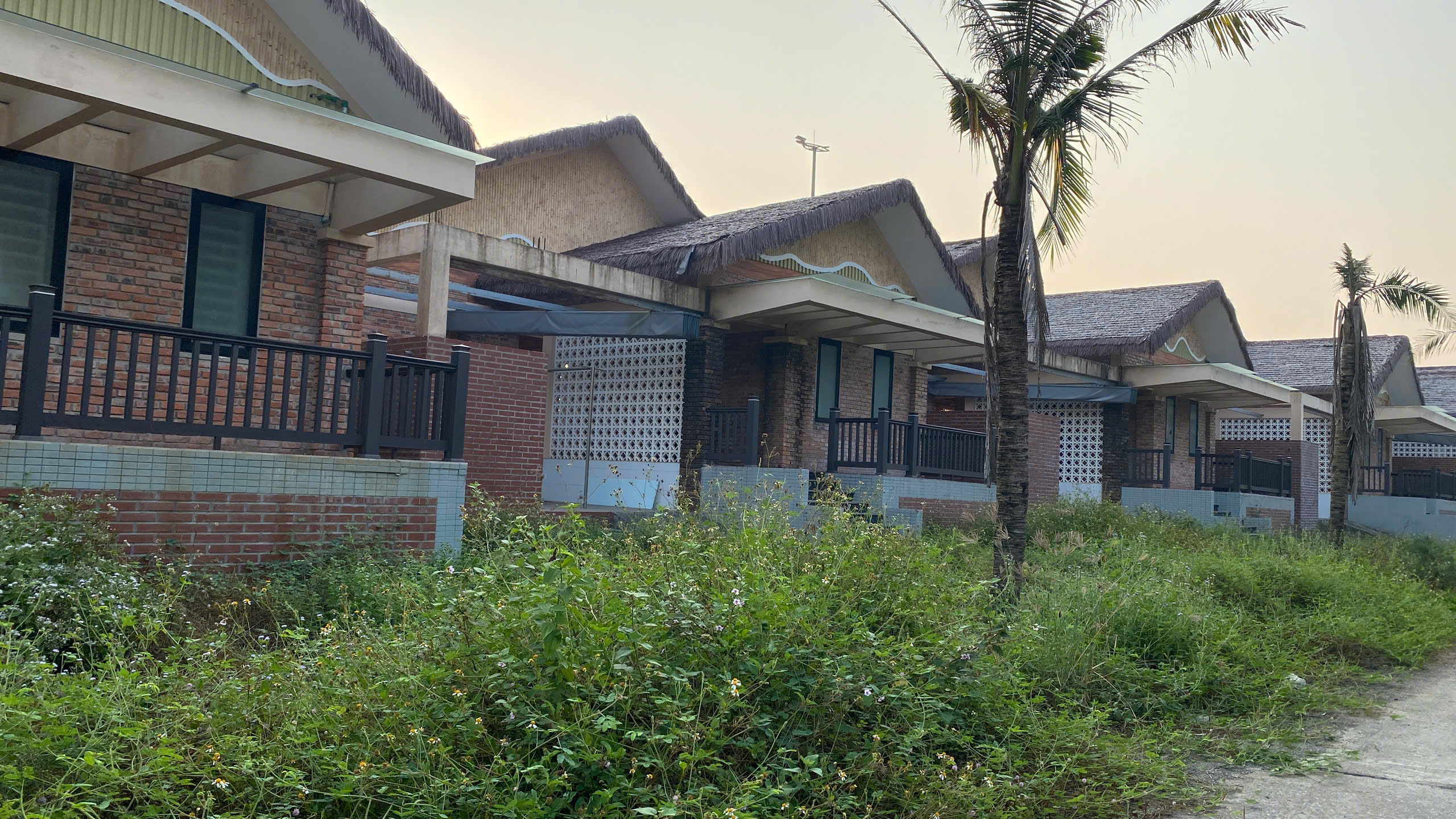 Dự án bãi tắm hơn 258 tỉ đồng ở Quảng Trị 'trùm mền'