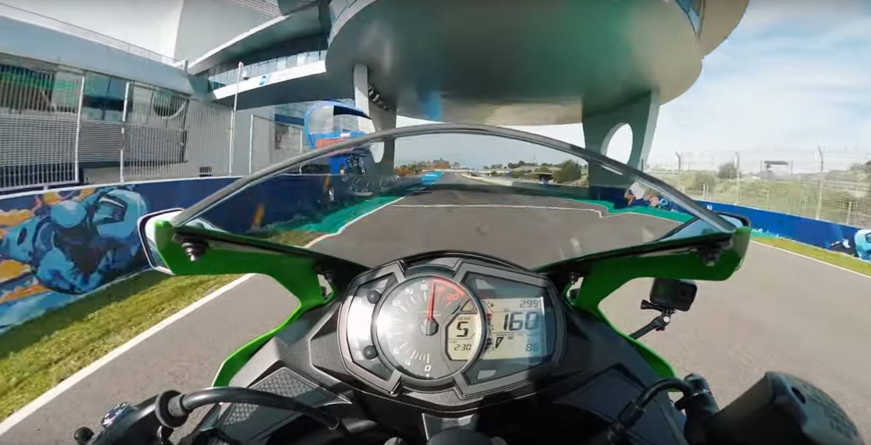 ninja-zx-25r-o-so-5_VXTZ.jpg