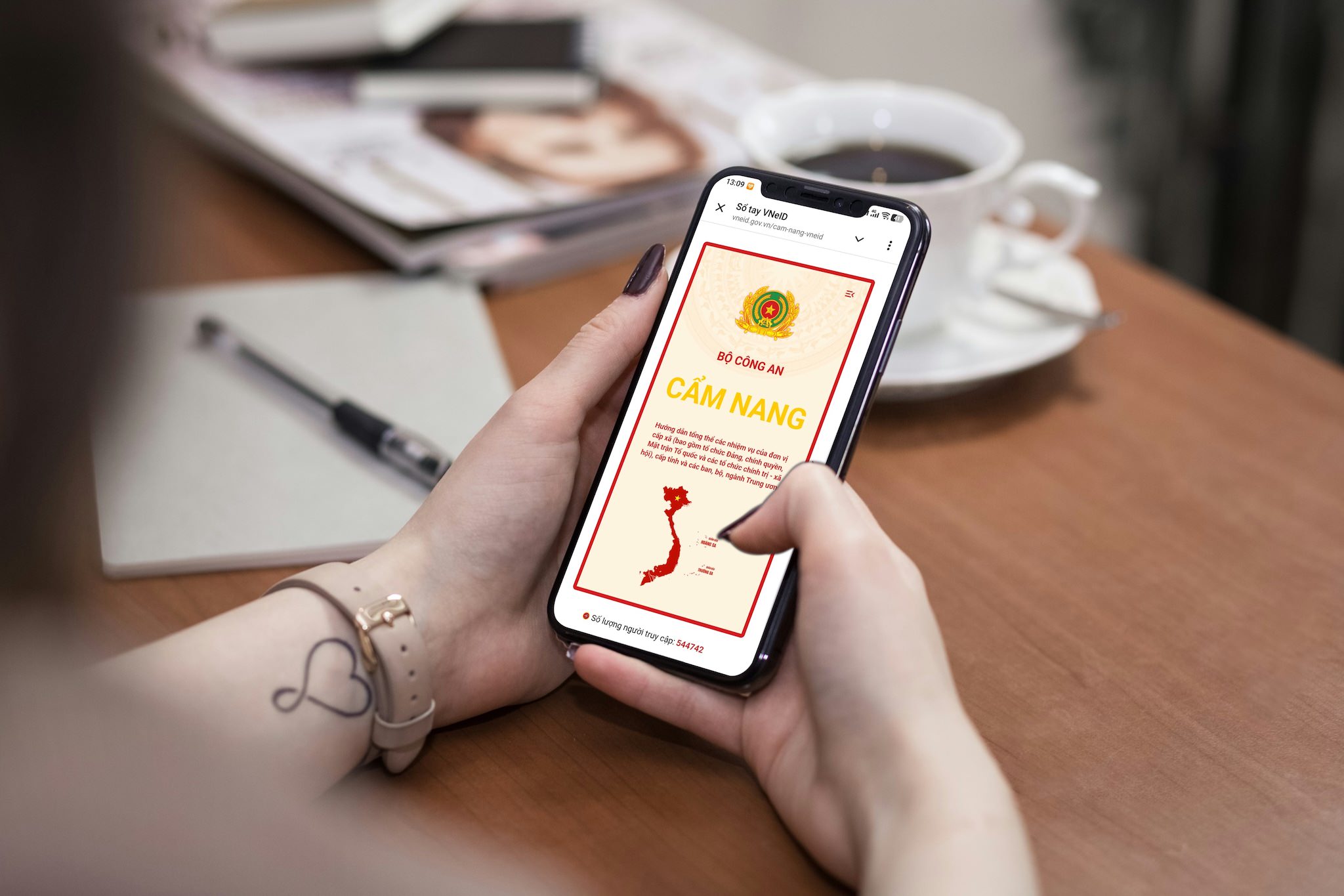 Những loại giấy tờ đã được tích hợp trên ứng dụng VNeID bạn cần biết