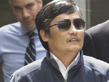 Luật sư Trần Quang Thành chuẩn bị bay tới Mỹ ảnh 1 Luật sư Trần Quang Thành chuẩn bị bay tới Mỹ ảnh 1