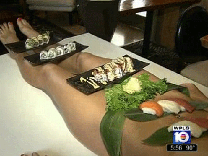 Thưởng thức sushi trên người đẹp khỏa thân! ảnh 4