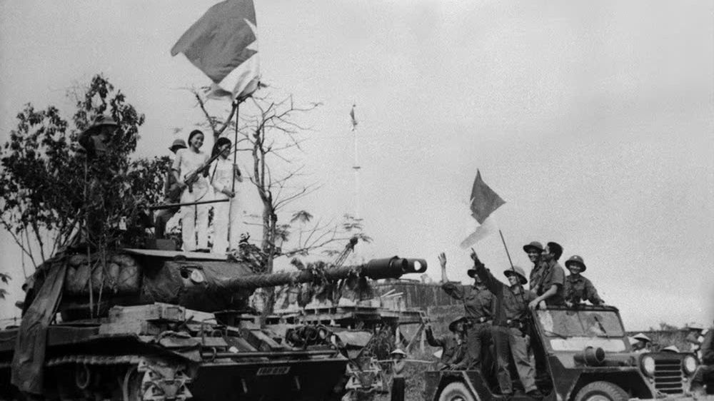 Nhìn lại trang sử hào hùng của dân tộc: Tổng tiến công và nổi dậy Xuân 1975