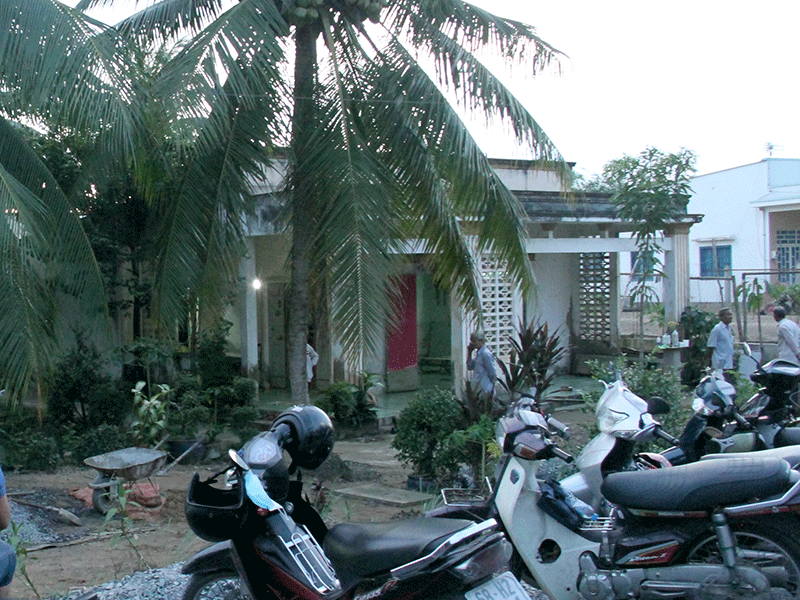 Con rể giết cha mẹ vợ ở Bình Chánh ra đầu thú