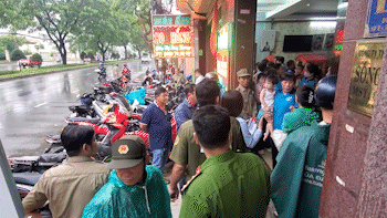 Video: Đưa 85 trẻ tại Mái ấm Hoa Hồng vào trung tâm bảo trợ công lập