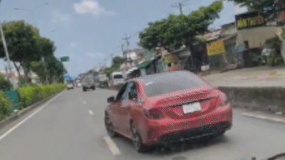 Xác minh vụ xe mercedes lạng lách, tạt đầu xe tải trên đường Lê Quang Đạo