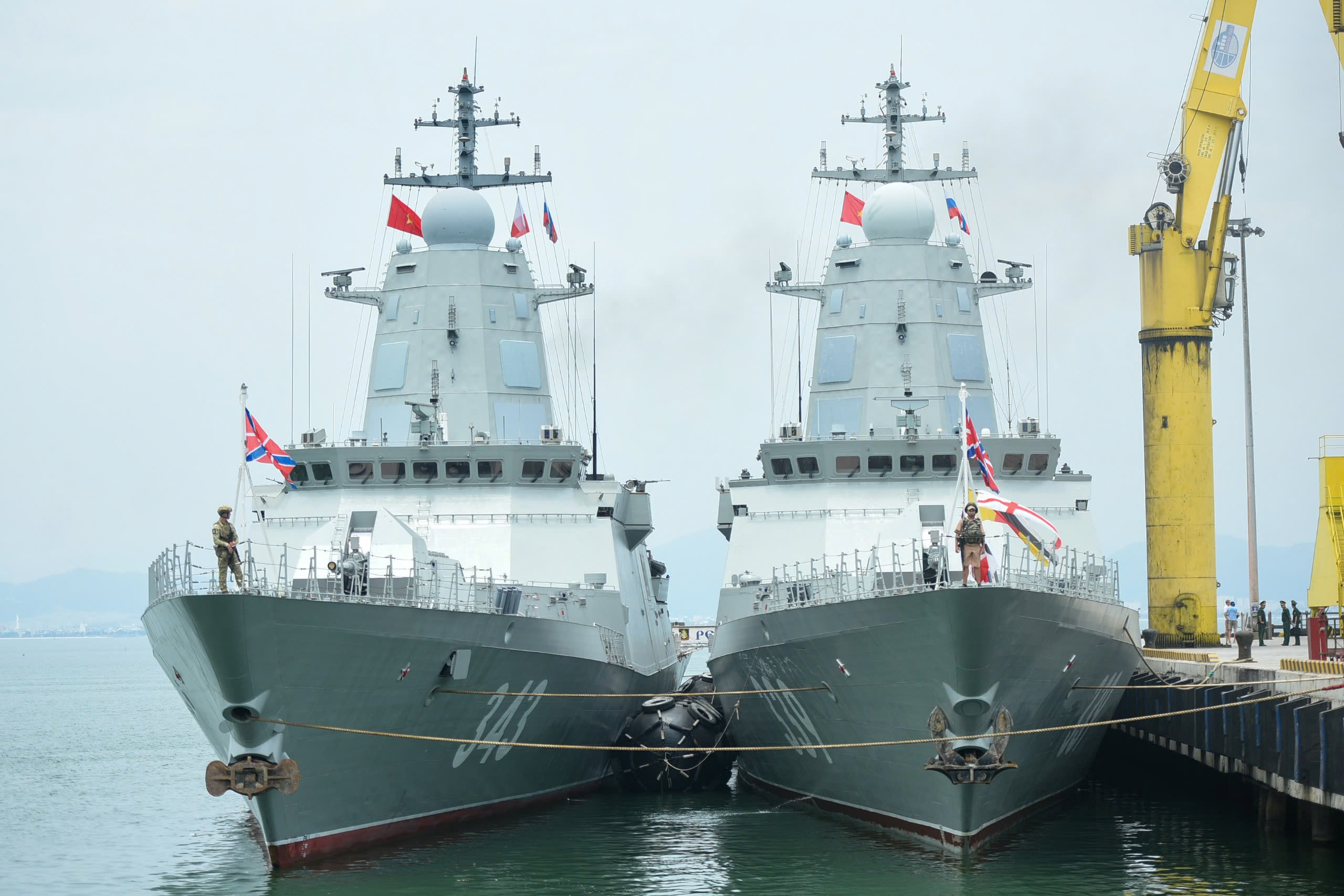 Nhiều tàu Hải quân Nga ghé thăm Đà Nẵng ngay sau lễ duyệt binh