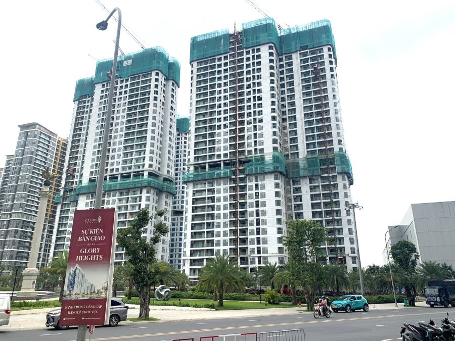 Liệu thị trường có bị giam vốn vì đánh thuế lợi tức bất động sản, chứng khoán?