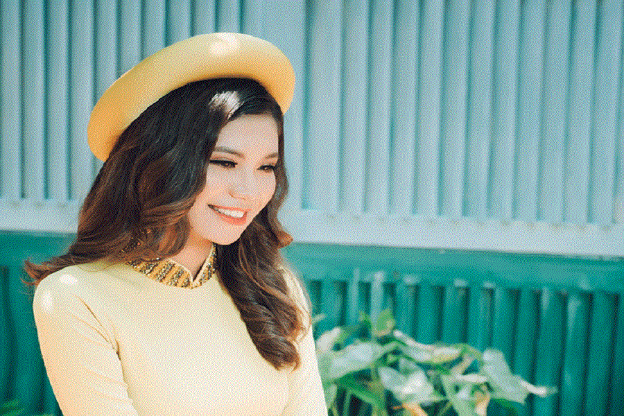 Ngắm dàn nữ sinh viên xinh như mộng khoe dáng áo dài