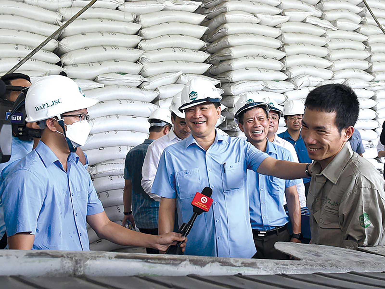 Phục hồi và phát triển