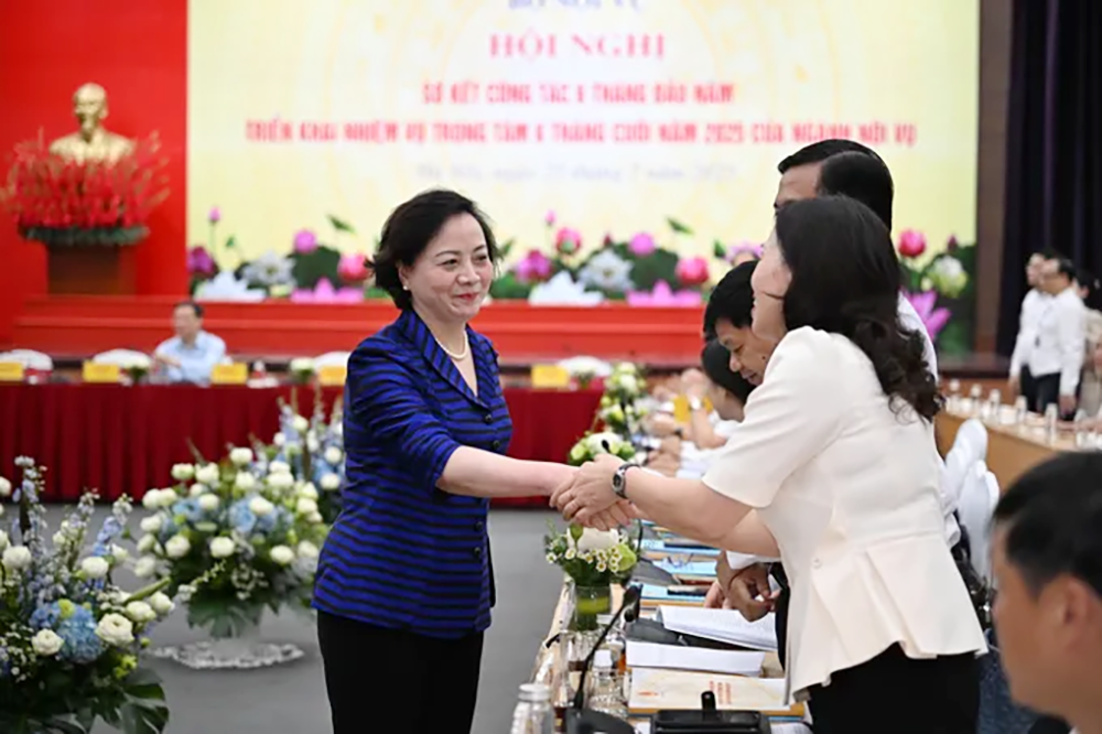 Bộ trưởng Nội vụ nói về việc áp dụng KPI để đánh giá cán bộ, công chức