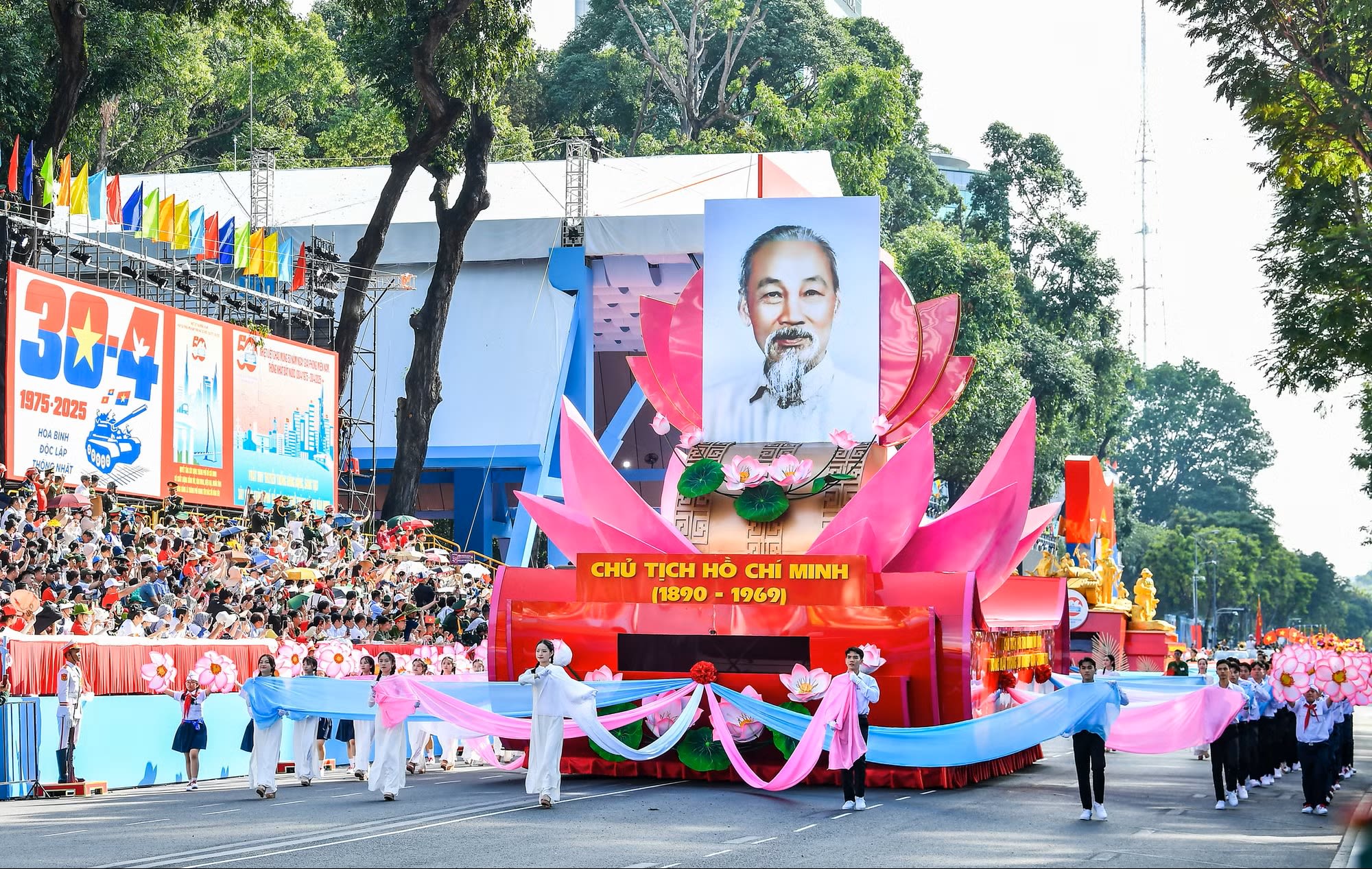 Học Bác tinh thần hành động cách mạng trong kỷ nguyên vươn mình