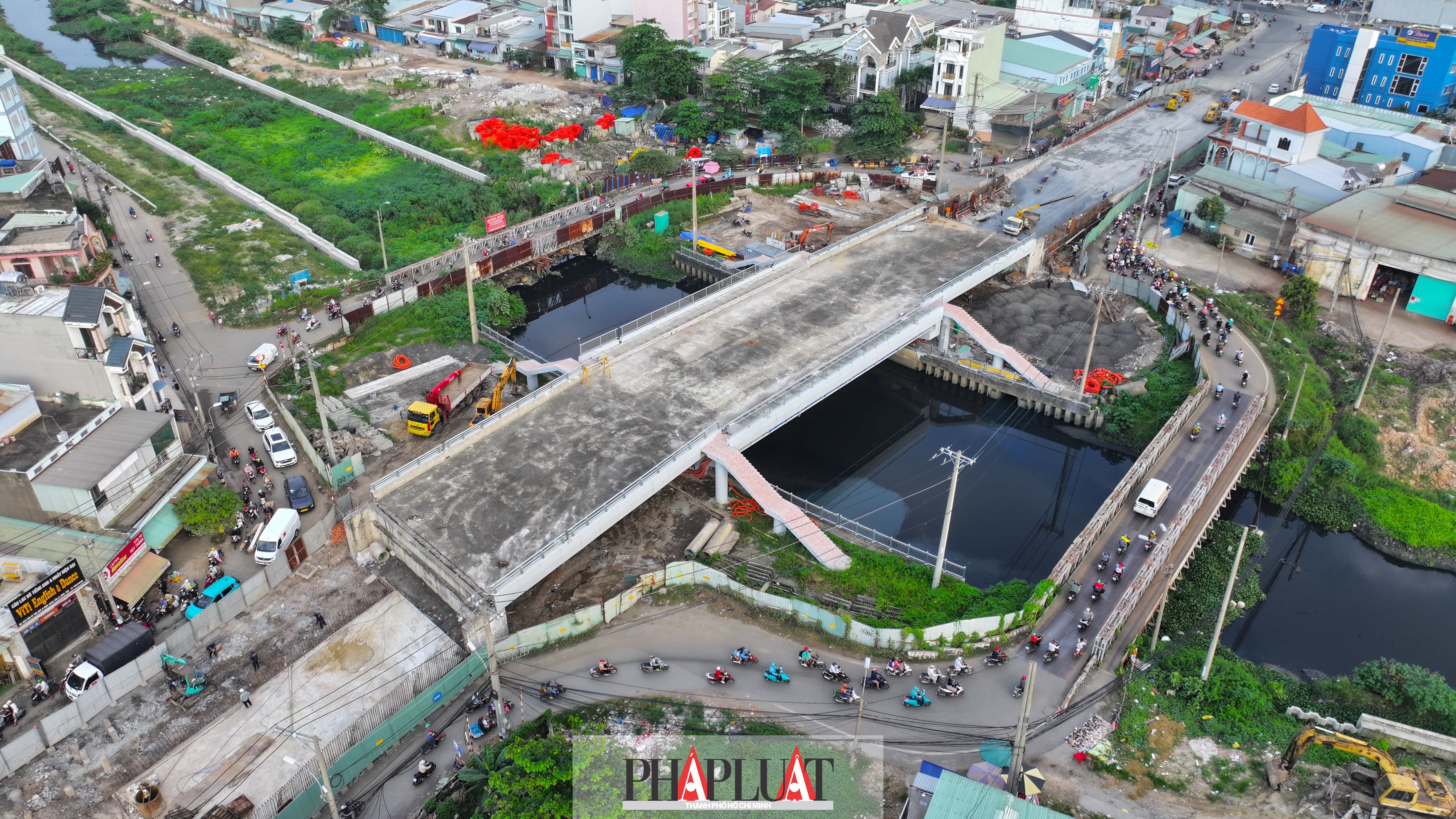 Thi công ngày đêm, cầu Tân Kỳ - Tân Quý sẽ thông xe vào tháng 1-2025