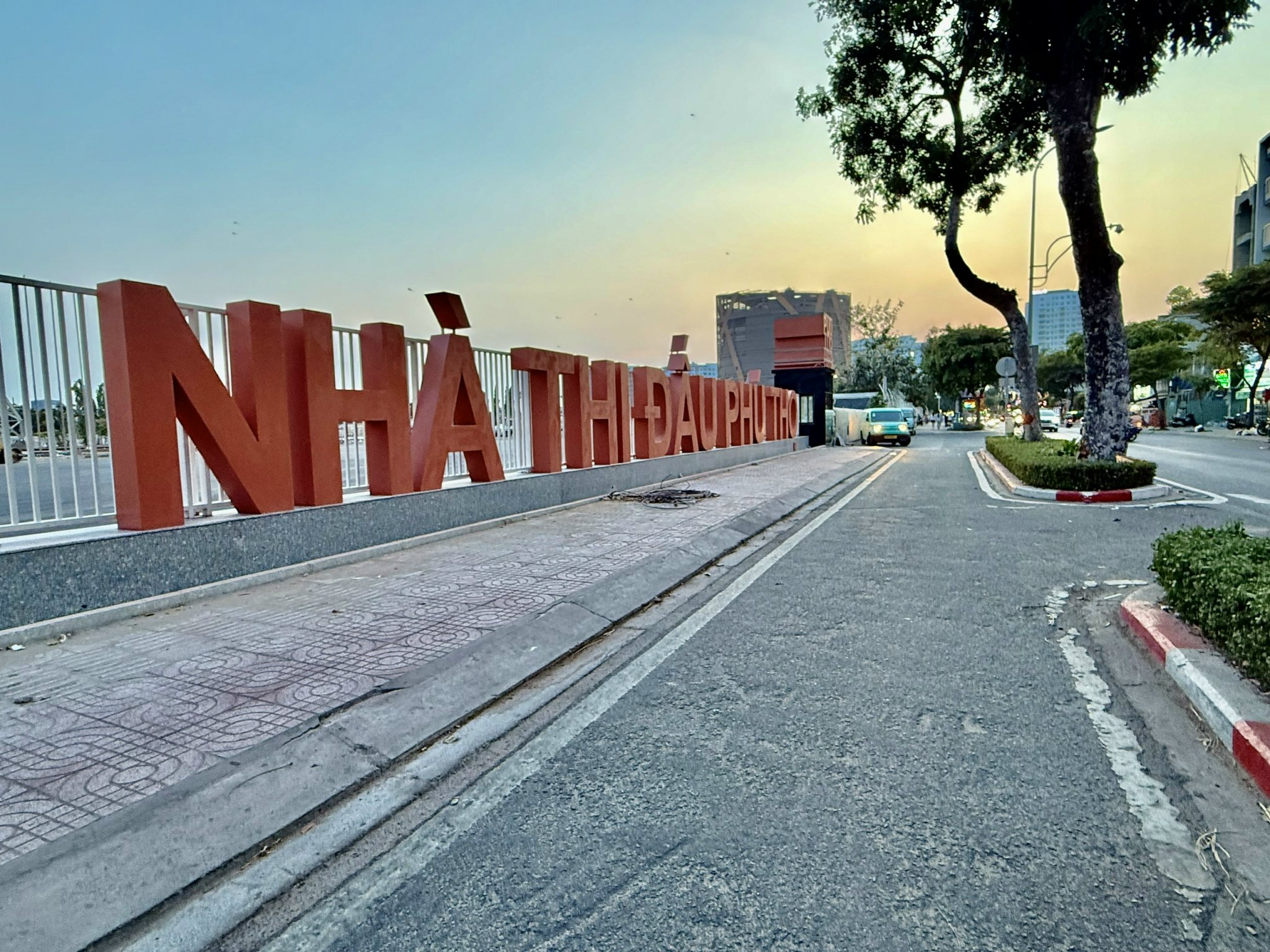 Chuẩn bị thông xe đường giao thông Khu Trường đua Phú Thọ, TP.HCM