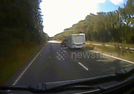 Sống sót kỳ diệu sau vụ tai nạn kinh hoàng