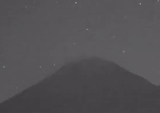 Video: Xuất hiện UFO sau khi núi lửa Mexico phun trào