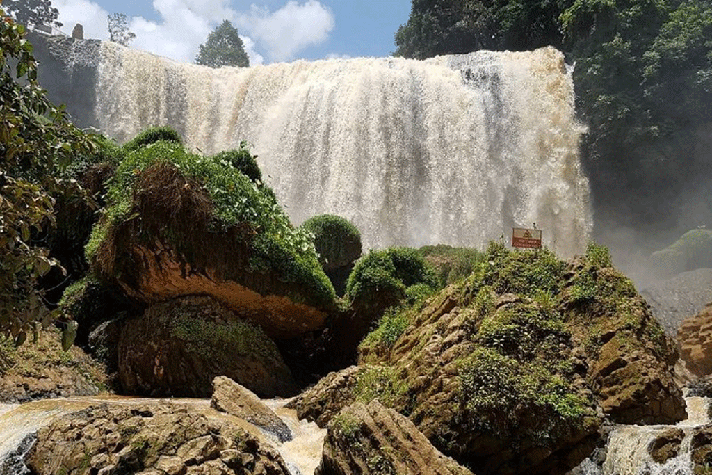 Tìm thấy thi thể người đến quán cà phê rồi rơi xuống thác Voi 