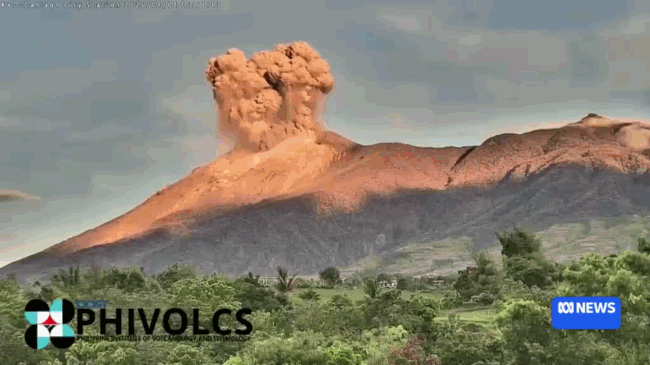 VIDEO: Núi lửa phun trào dữ dội ở Philippines, cột tro bụi cao hàng nghìn mét