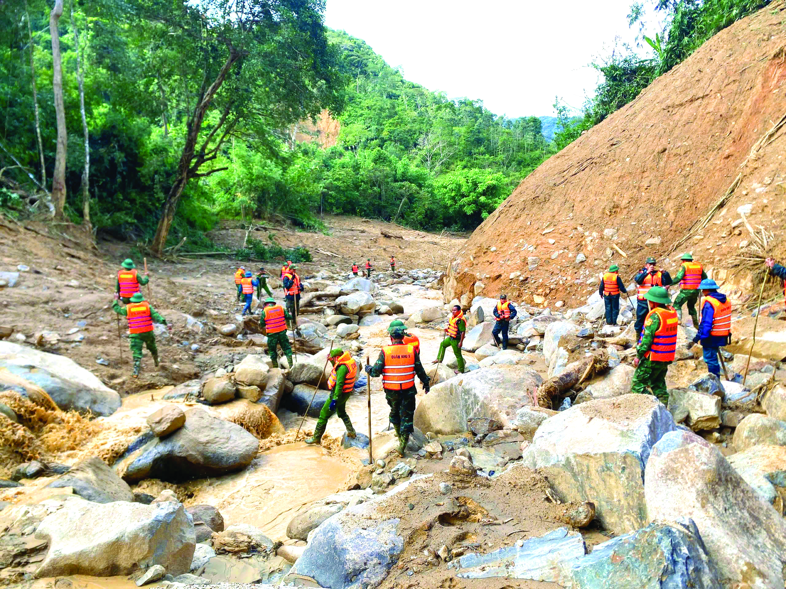 Những người hùng trong tâm lũ