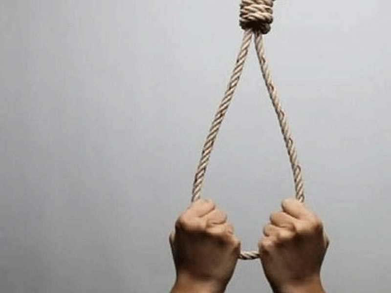 Vợ chết trong phòng ngủ, chồng chết trong tư thế treo cổ