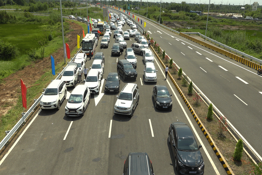 Cao tốc Trung Lương - Mỹ Thuận ngày khánh thành