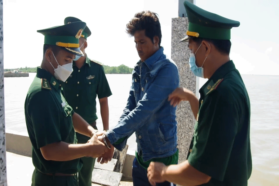 Cơ quan chức năng bắt giữ nghi phạm Lý Phol Cơ quan chức năng bắt giữ nghi phạm Lý Phol