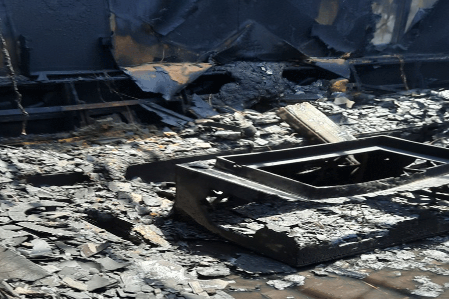 Vụ cháy thiêu rụi hoàn toàn 7 phòng hát tại quán karaoke. Ảnh: PV