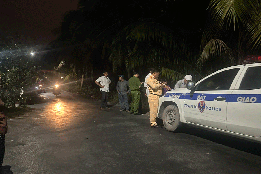 Tiền Giang: Xác minh một Phó Bí thư Đảng ủy xã say xỉn lái xe gây tai nạn