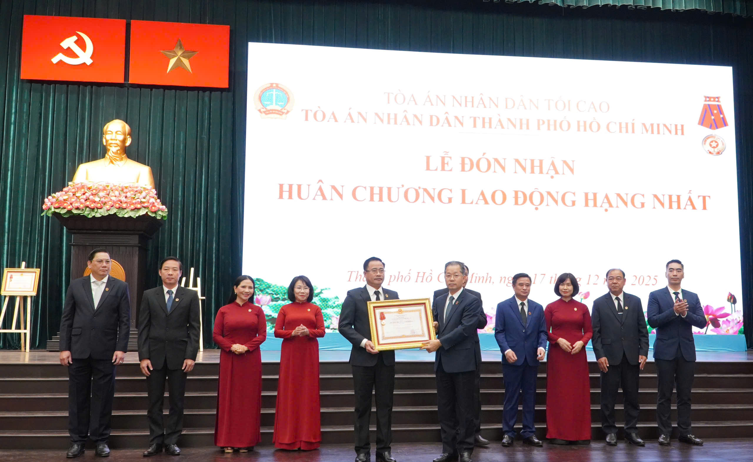 Chánh án TAND Tối cao Nguyễn Văn Quảng đánh giá cao sự nỗ lực của TAND hai cấp TP.HCM