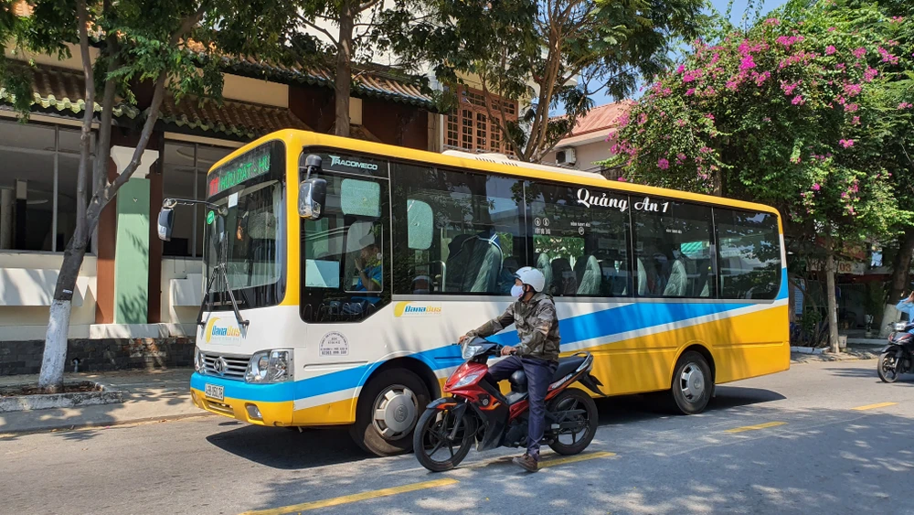 Đà Nẵng mời thầu thêm 4 tuyến xe buýt không trợ giá | Báo Pháp Luật TP. Hồ Chí Minh