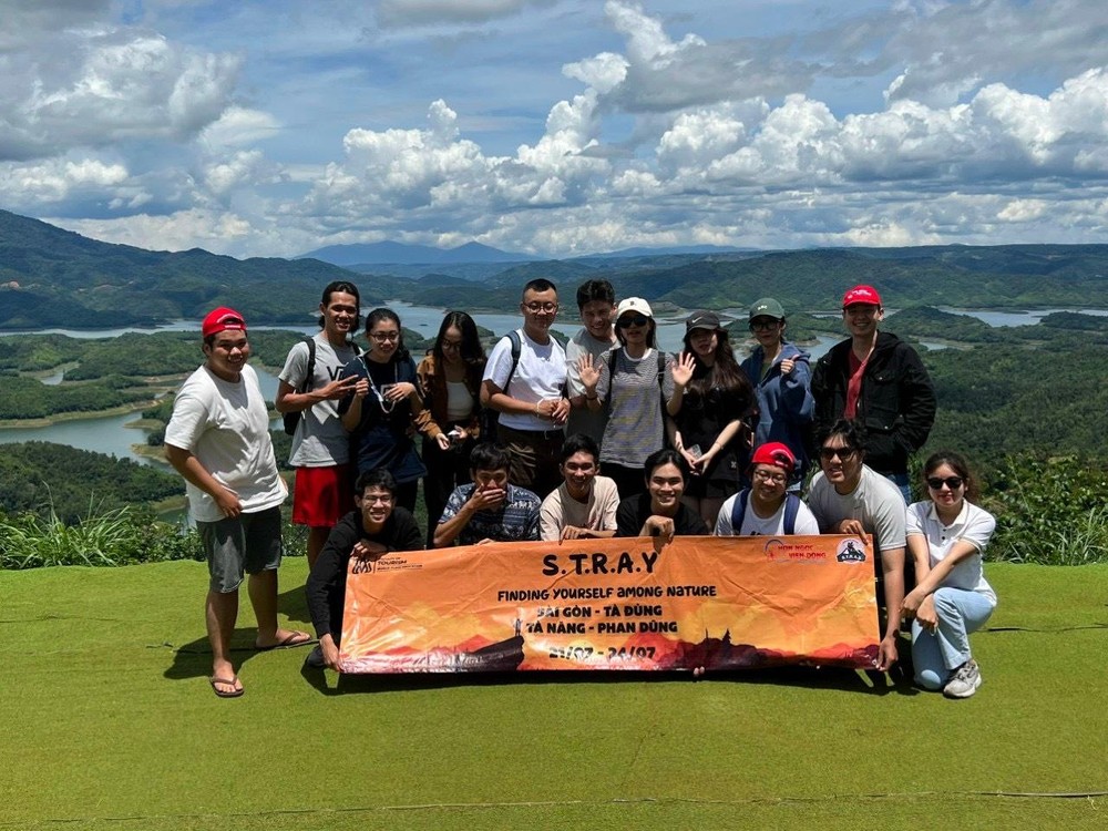 Phượt thủ không chuyên trekking Tà Năng - Phan Dũng