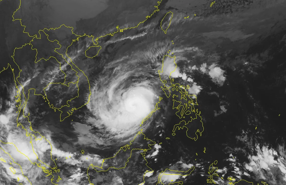 Bão số 9 giật cấp 16 sẽ chạy dọc bờ biển Khánh Hòa - Đà Nẵng | Báo Pháp Luật TP. Hồ Chí Minh