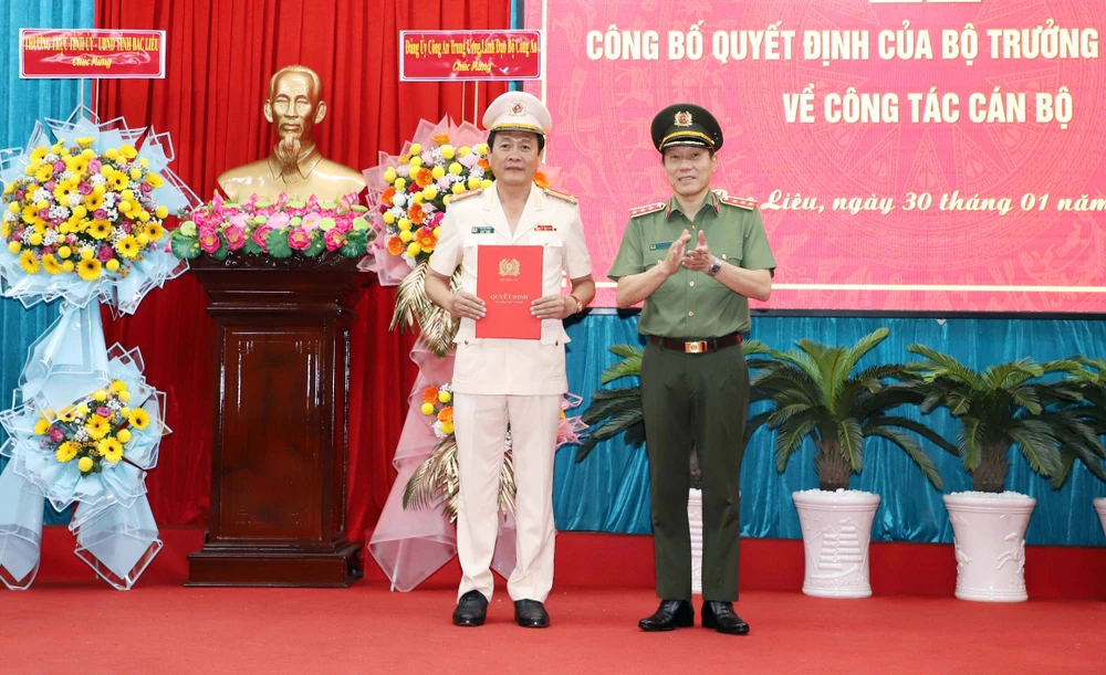 Đại tá Hồ Việt Triều làm Giám đốc Công an tỉnh Bạc Liêu ảnh 3