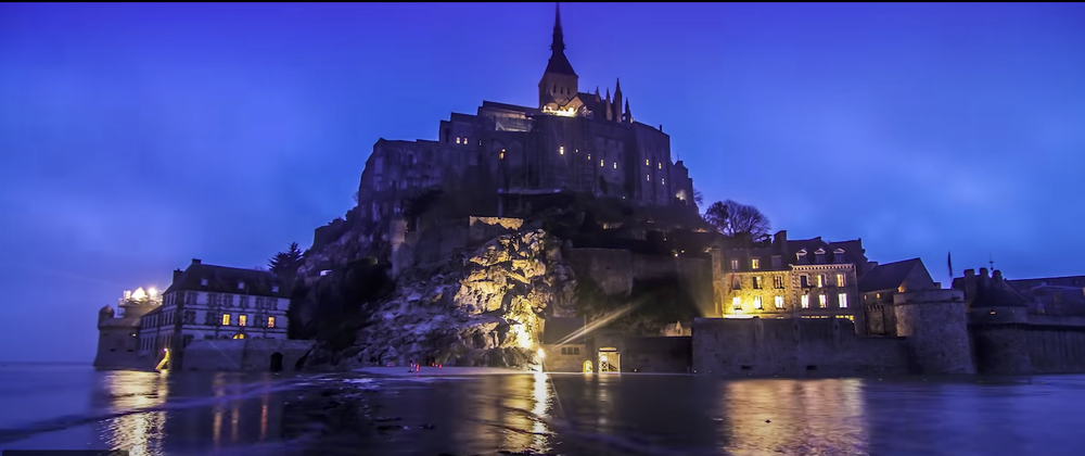 Mont Saint-Michel. Ảnh: Wonderslist.