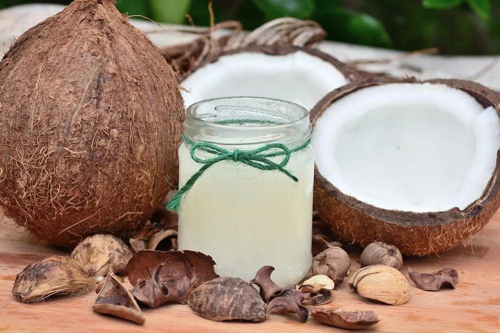 Công dụng của dầu dừa trong làm đẹp