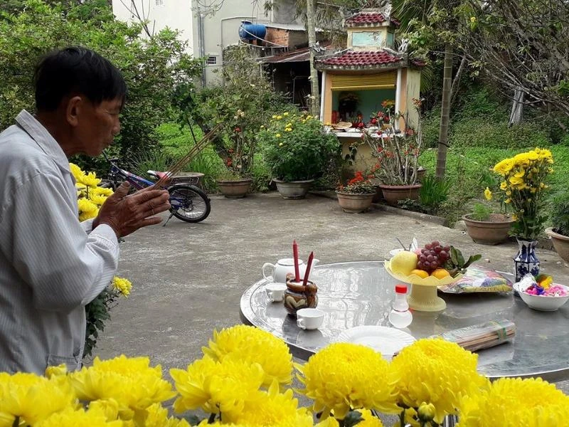 Văn khấn Rằm tháng Giêng ngoài trời