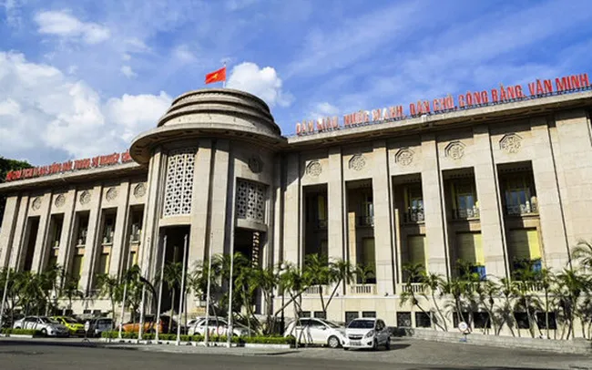 Đối với các tổ chức tín dụng, khẩn trương chỉ đạo các chi nhánh, phòng giao dịch tại 26 tỉnh, thành phố bị ảnh hưởng của bão để triển khai kịp thời với trách nhiệm cao nhất, khẩn trương nhất các giải pháp hỗ trợ khó khăn cho khách hàng vay vốn bị ảnh hưởng bởi cơn bão số 3 - Ảnh: Chính Phủ Miễn giảm lãi vay, cơ cấu lại thời hạn trả nợ, cho khách hàng ảnh hưởng bão số 3