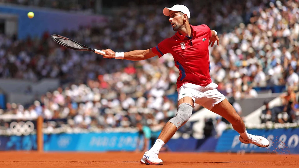 Novak Djokovic bật khóc với chiếc HCV Olympic, hoàn thành Golden Slam | Báo  Pháp Luật TP. Hồ Chí Minh