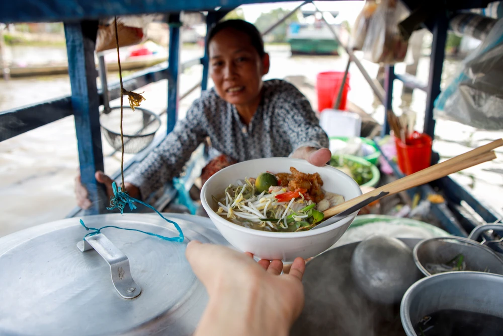 bún nước lèo Sóc Trăng