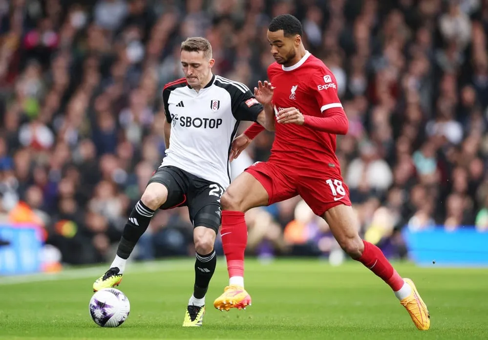 Thắng Fulham, Liverpool tạo ra rất nhiều áp lực cho Arsenal và Man City trong cuộc đua vô địch. Ảnh: Getty IMG_8724.jpeg