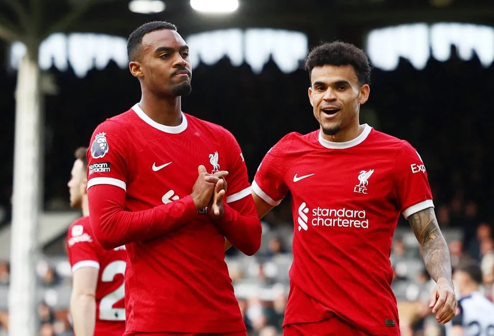 Hạ gục Fulham, Liverpool tạm leo lên vị trí thứ 2 trên bảng xếp hạng. Ảnh: Getty Hạ gục Fulham, Liverpool tạm leo lên vị trí thứ 2 trên bảng xếp hạng