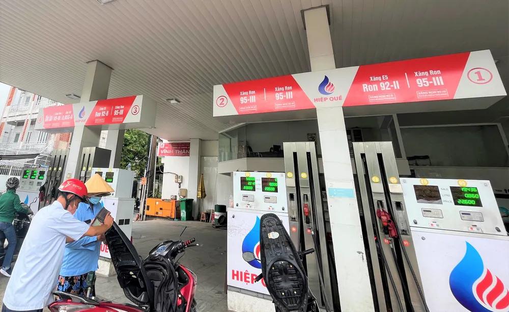 Vì sao xăng sinh học E5 dần vắng bóng trên thị trường? ảnh 1 xăng sinh học E5