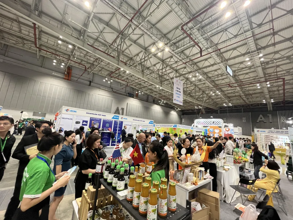 Kiến nghị hỗ trợ hạ tầng logistic để doanh nghiệp nước ngoài yên tâm đầu tư ảnh 1 doanh nghiệp nước ngoài