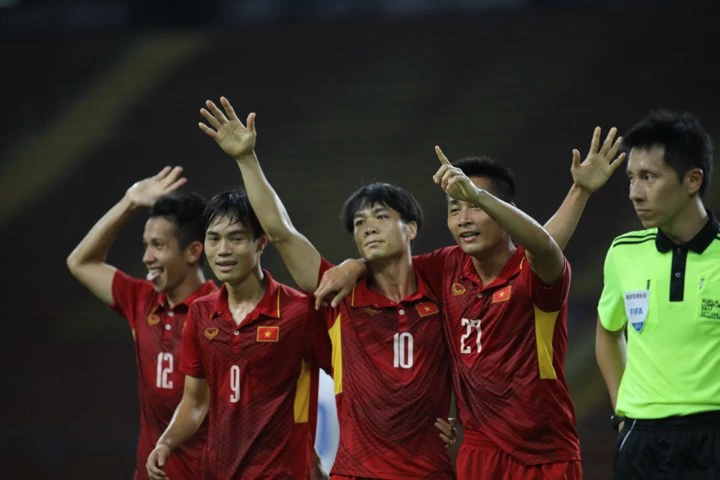 Áp đảo toàn diện, U-22 Việt Nam đè bẹp Philippines ảnh 2 Áp đảo toàn diện, U-22 Việt Nam đè bẹp Philippines ảnh 2